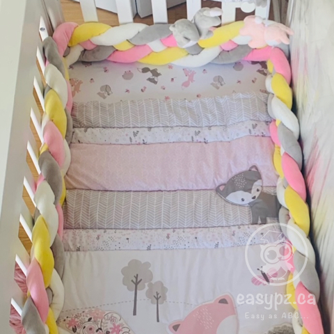 Tour de lit tressé pour berceau